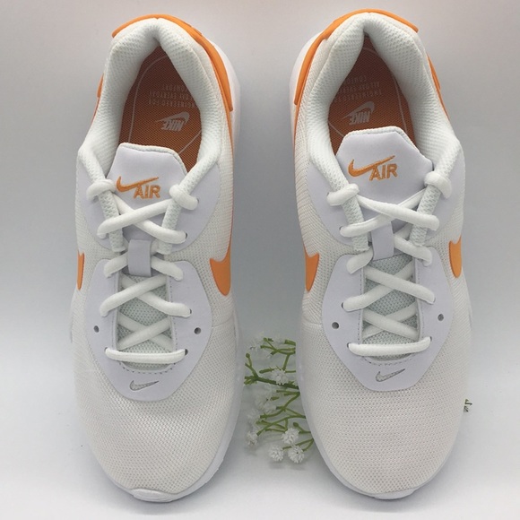 WMNS NIKE AIR MAX OKETO white/orange peel - Picture 3 of 8